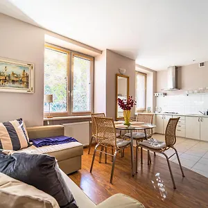 Apartament Grenadierow Praga, Warszawa